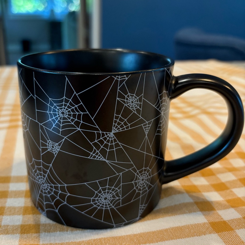 NWT! 🕸️ 🕷️ Hyde & EEK! Black Spider Web Mug 🕸️ 🕷️